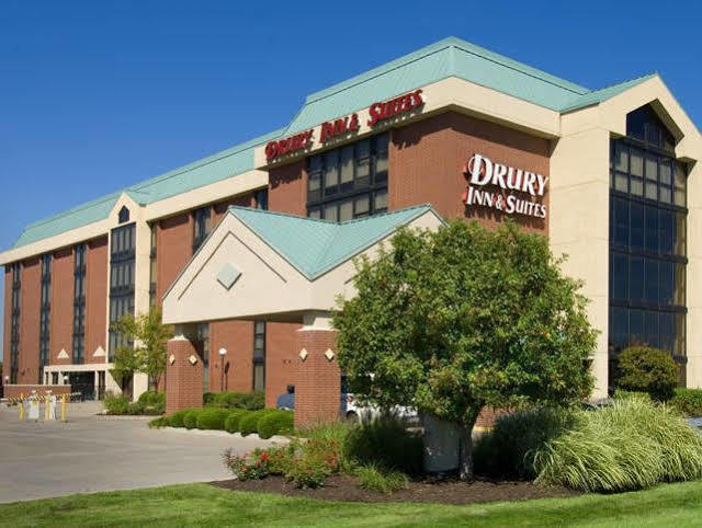 Drury Inn & Suites Kansas City Airport Exteriér fotografie